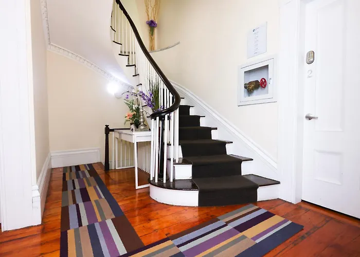Cozy Furnished Studio In Beacon Hill #4